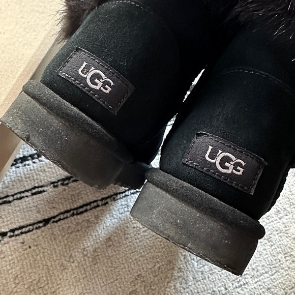 UGG Cathie Suede Genuine Sheepskin Lined Short Boots / SZ5 - Picture 12 of 13